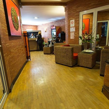 Sole Hotel Антананариву Экстерьер фото