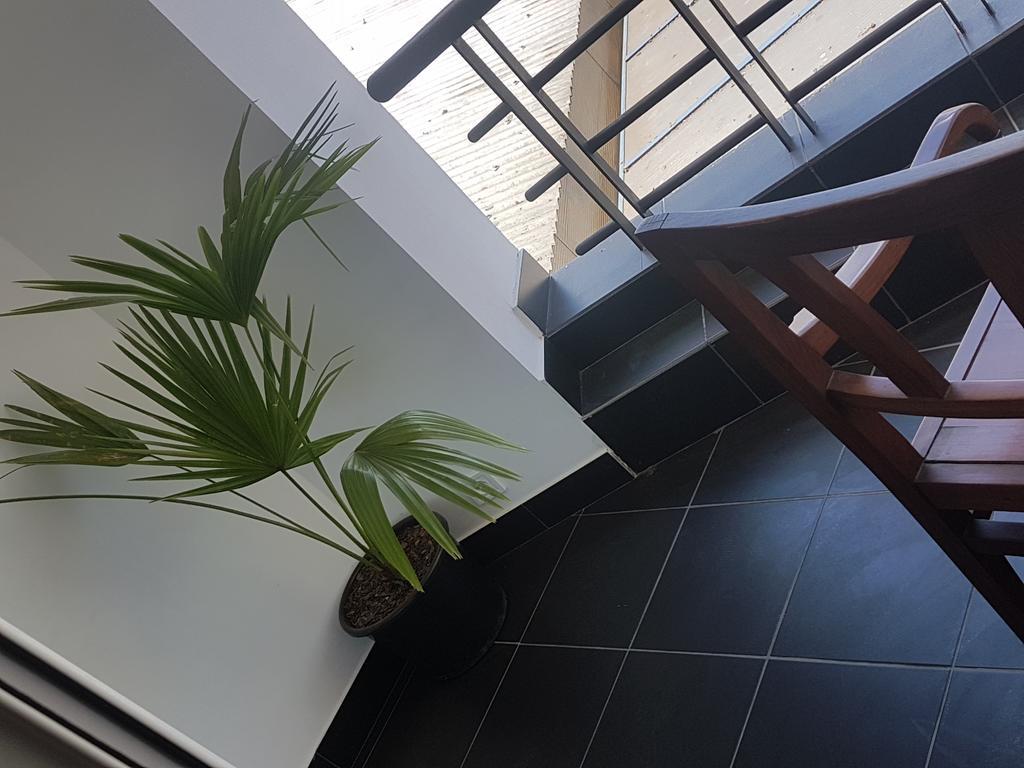 Sole Hotel Антананариву Экстерьер фото