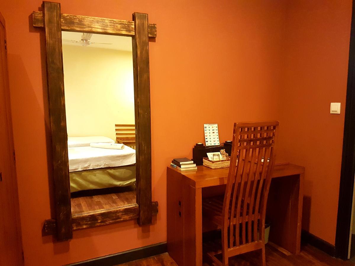 Sole Hotel Антананариву Экстерьер фото